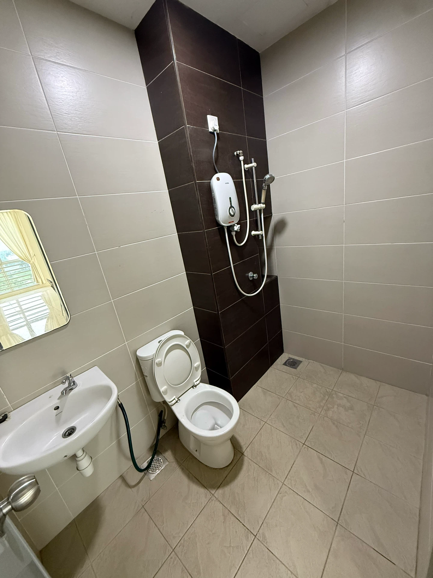 Master Room (En-suite) for Rent in Raja Uda, Butterworth – RM900/month | Genius Home Management
